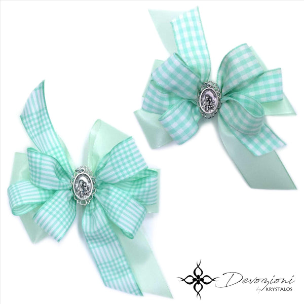 LAZOS VIRGEN DEL CARMEN PARA NIÑA VERDE GINGHAM EN HONOR AL MONTE CARMELO  - FLORELI + DEVOZIONI