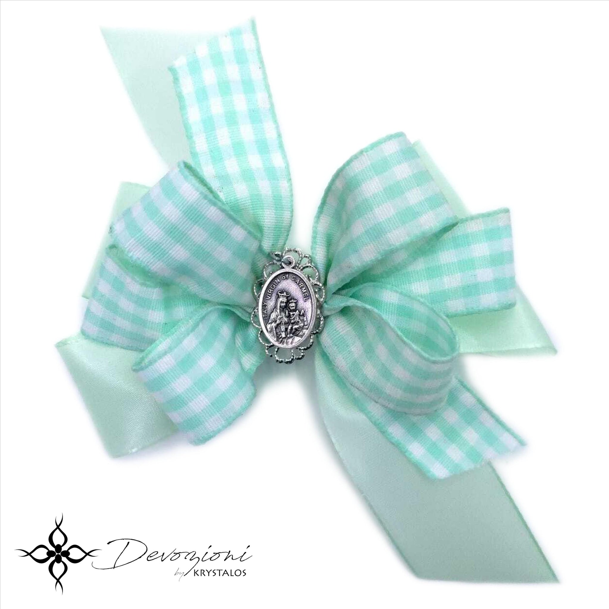 LAZOS VIRGEN DEL CARMEN PARA NIÑA VERDE GINGHAM EN HONOR AL MONTE CARMELO  - FLORELI + DEVOZIONI